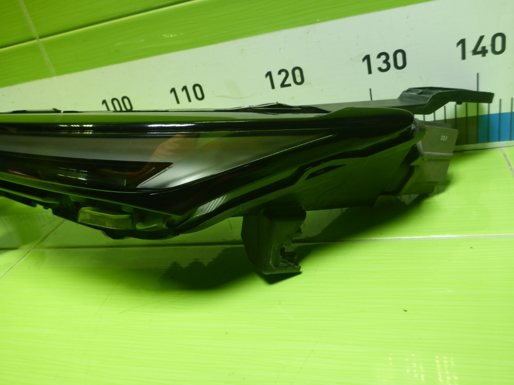 Фара дневного света левая (ходовые огни)