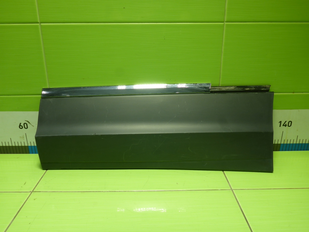 Накладка двери задней левой