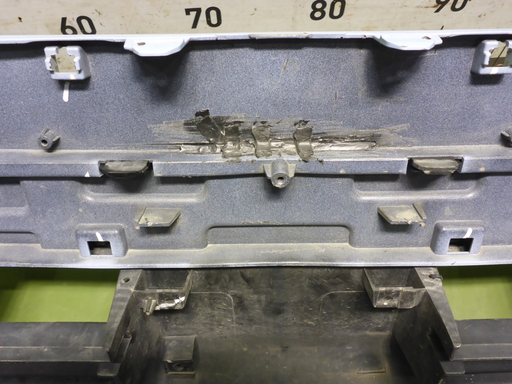 Бампер передний