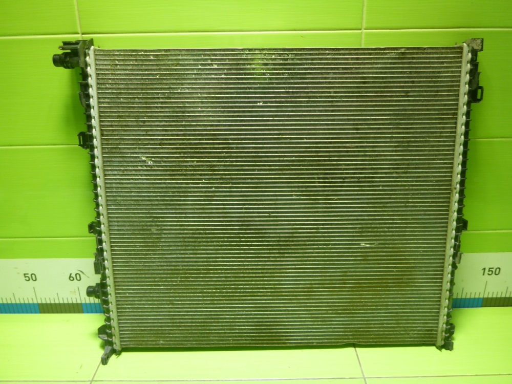 Радиатор охлаждения двигателя дополнительный