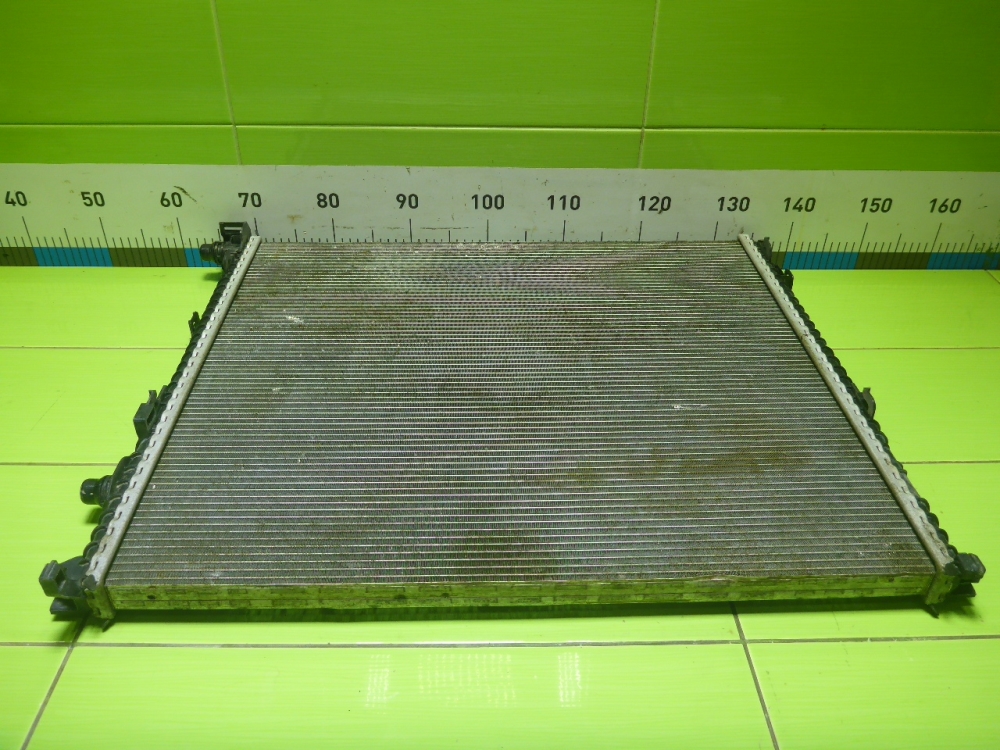 Радиатор охлаждения двигателя дополнительный