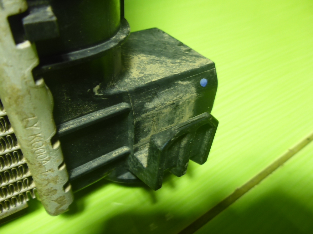 Радиатор охлаждения двигателя основной