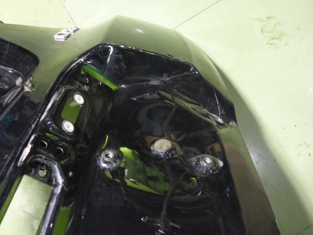 Дверь багажника