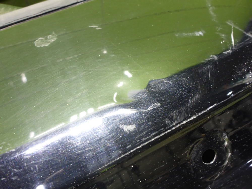 Дверь багажника