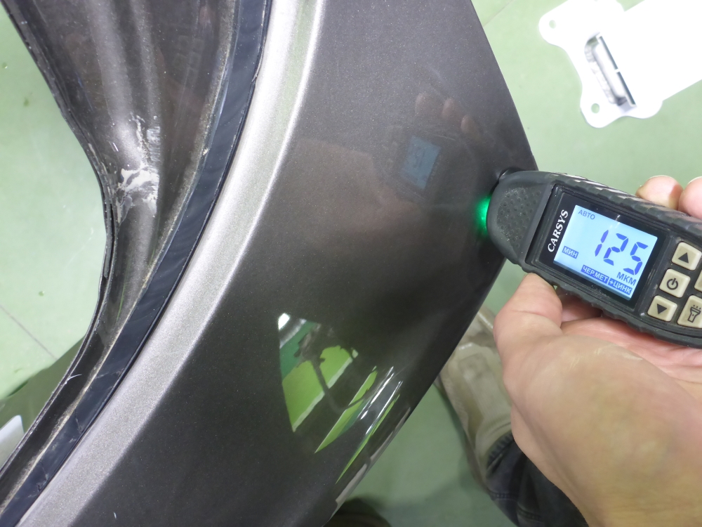 Дверь багажника