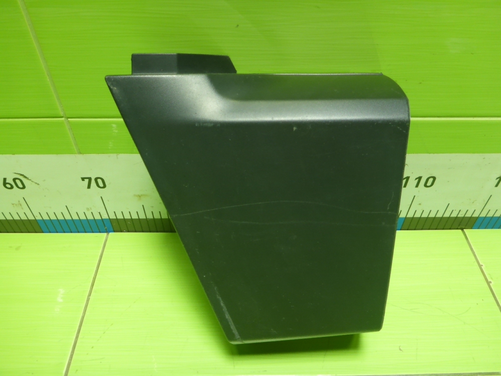 Накладка заднего бампера левая