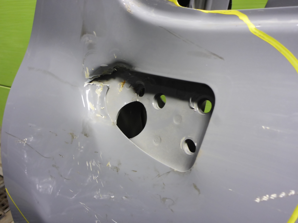 Дверь передняя левая