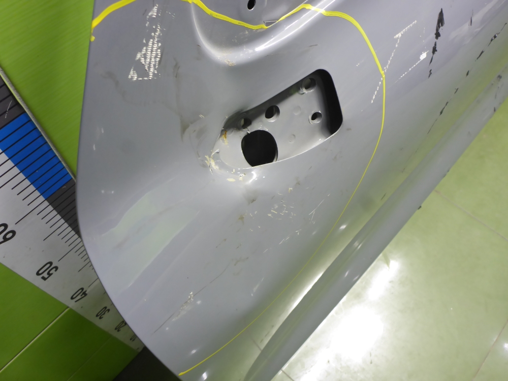 Дверь передняя левая