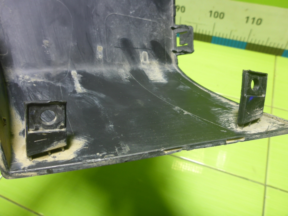 Накладка заднего бампера правая