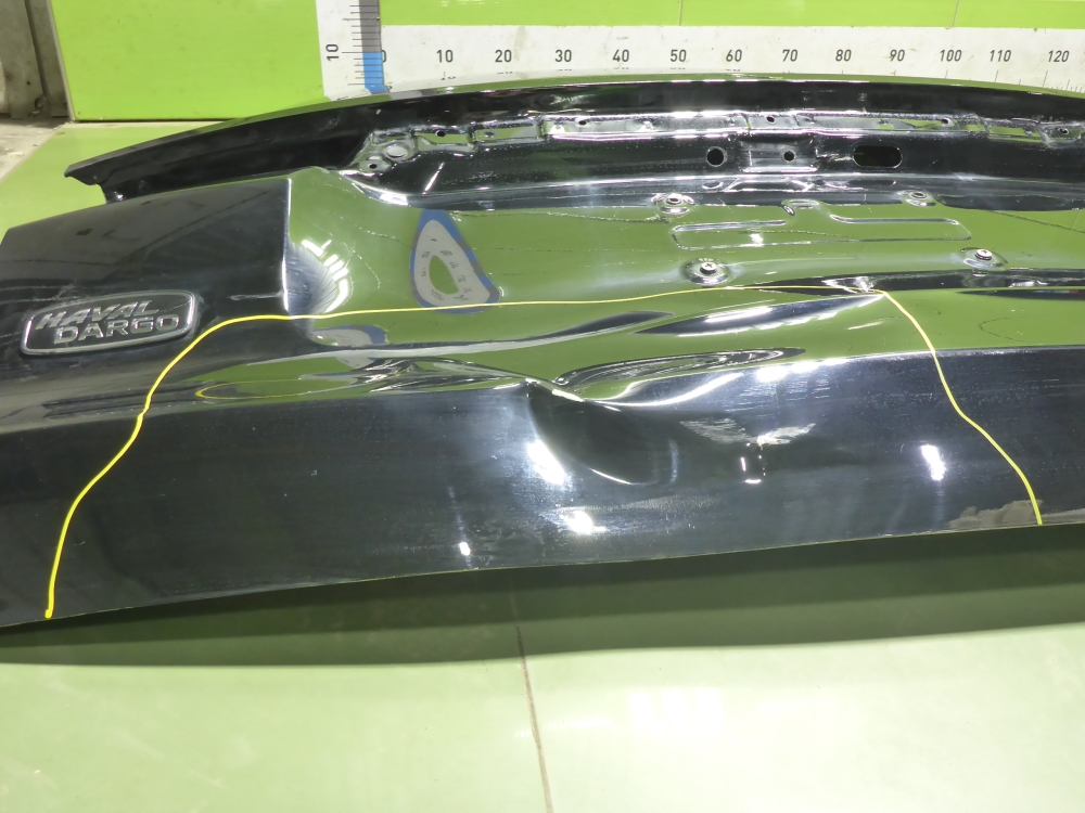 Дверь багажника