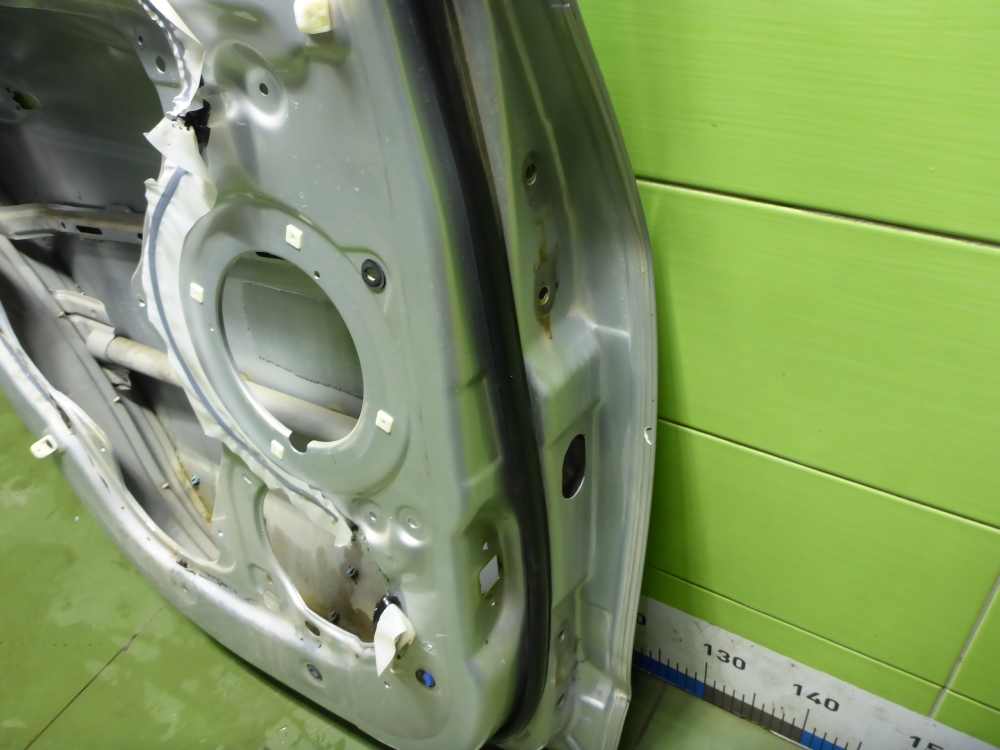 Дверь задняя левая