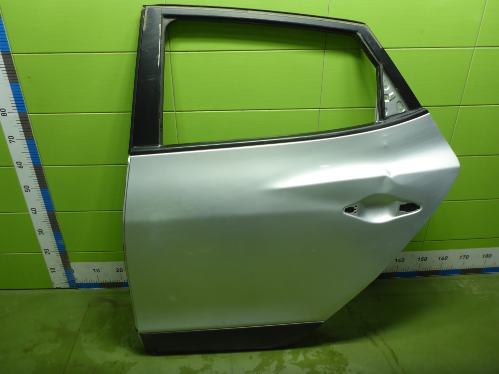 Дверь задняя левая