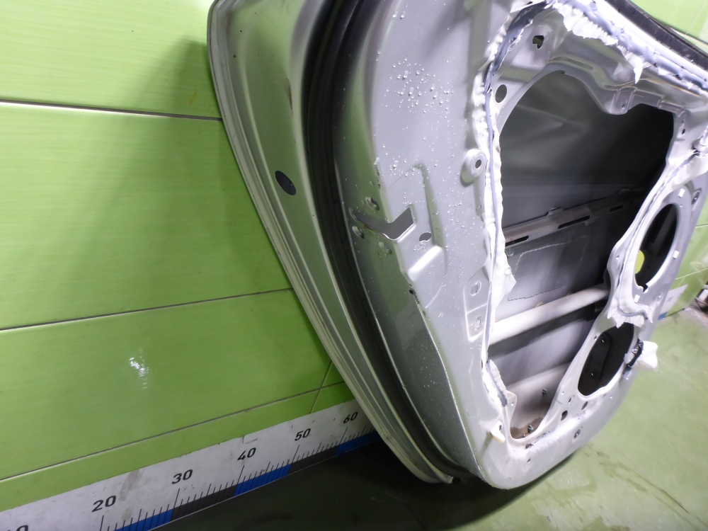 Дверь задняя левая