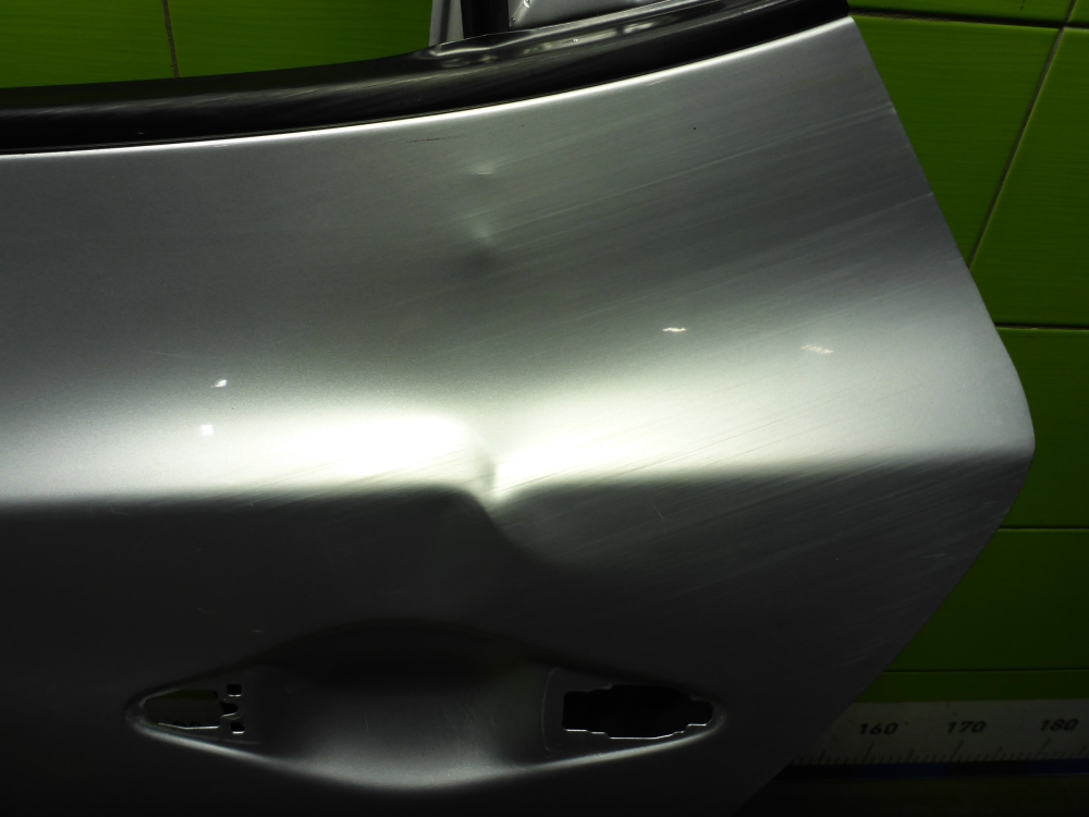 Дверь задняя левая