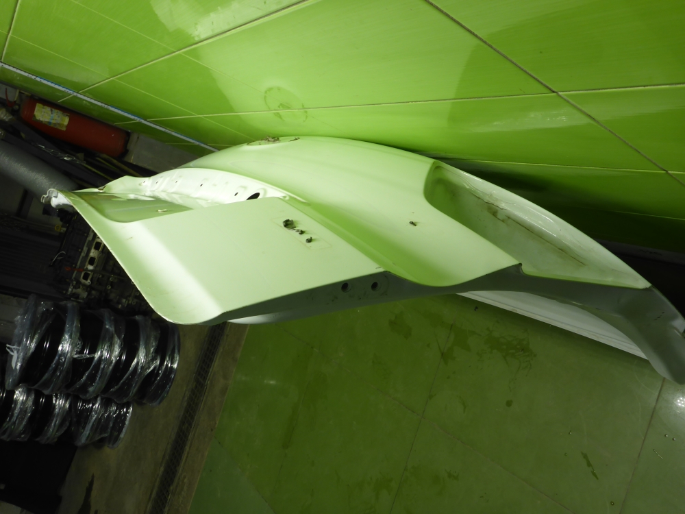 Дверь багажника