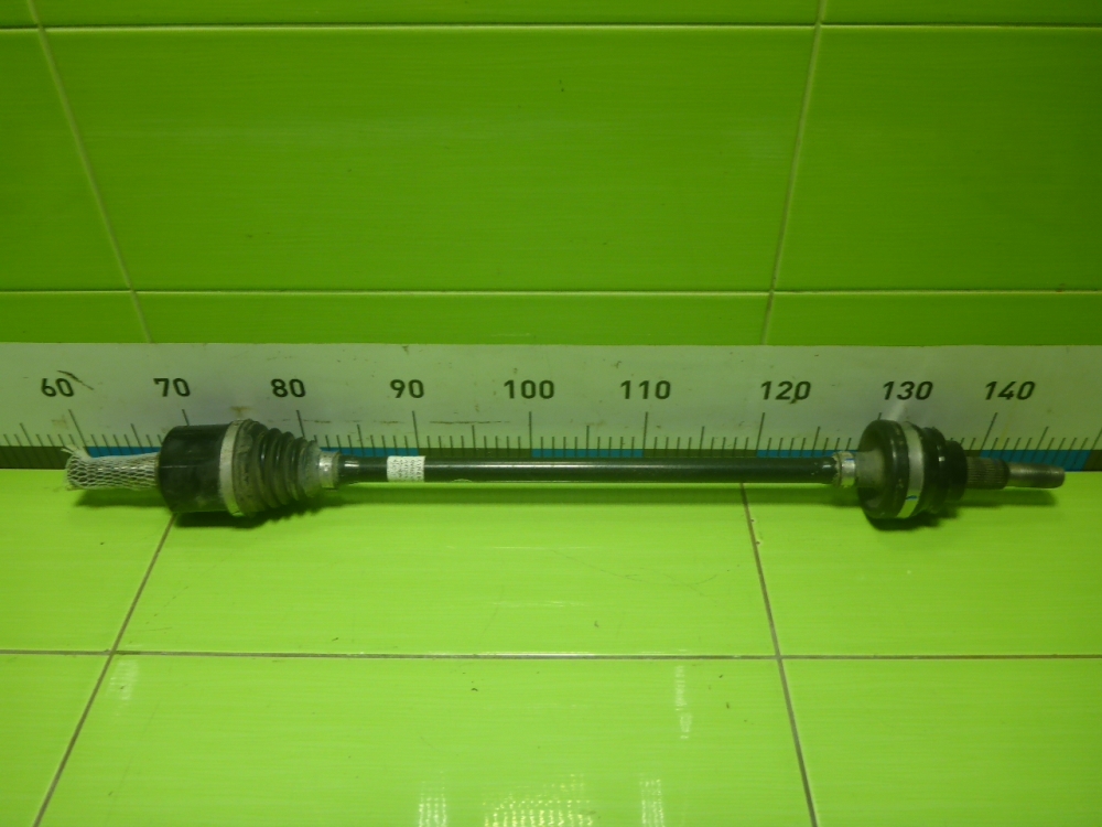 Полуось задняя правая