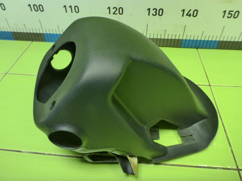 Кожух рулевой колонки