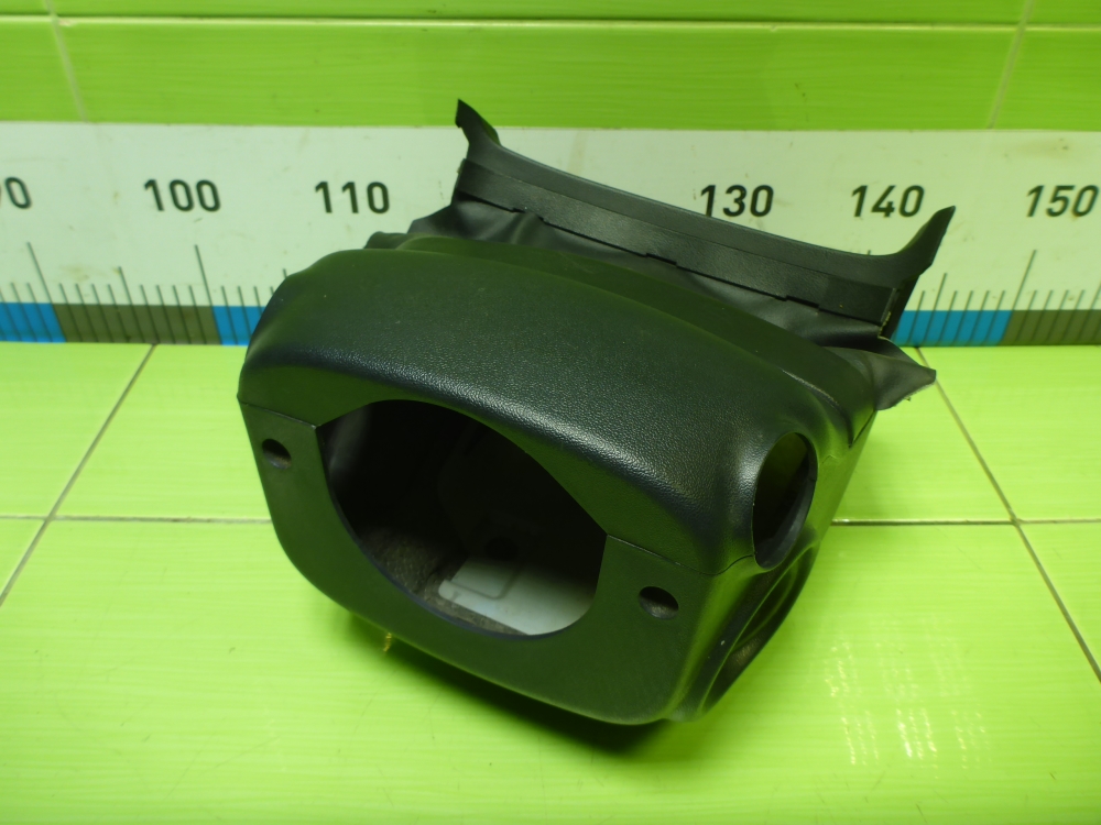 Кожух рулевой колонки