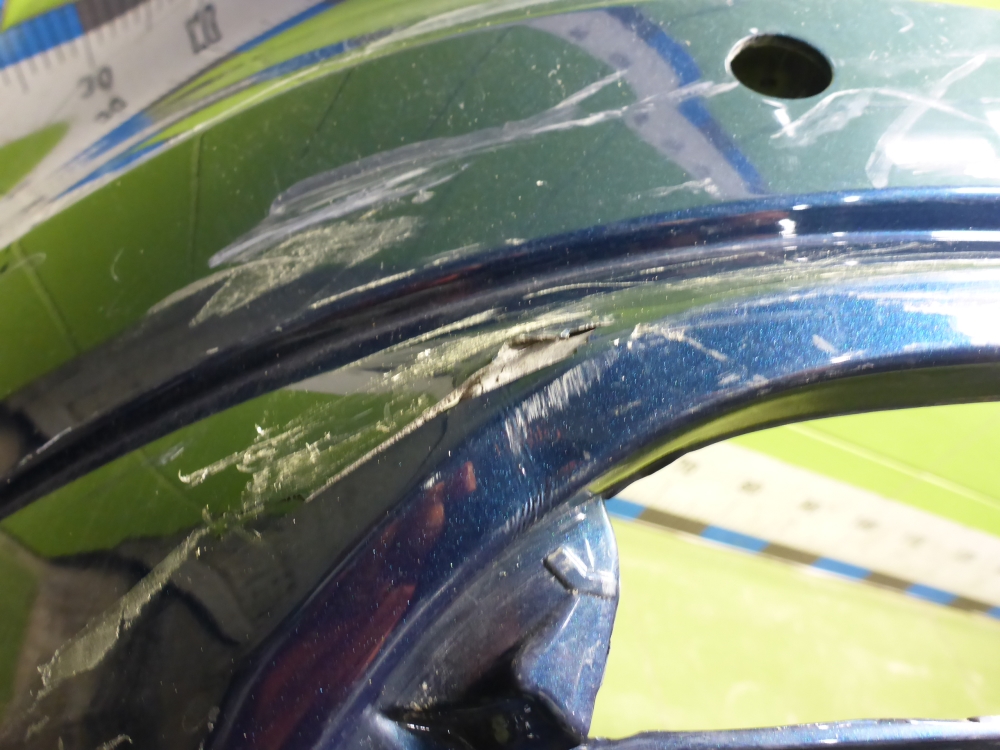 Бампер задний