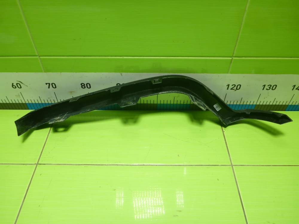 Накладка заднего крыла правого