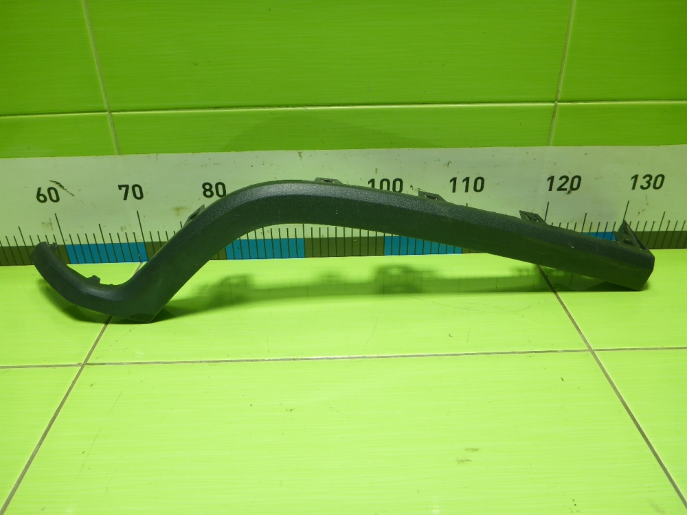 Накладка заднего крыла правого