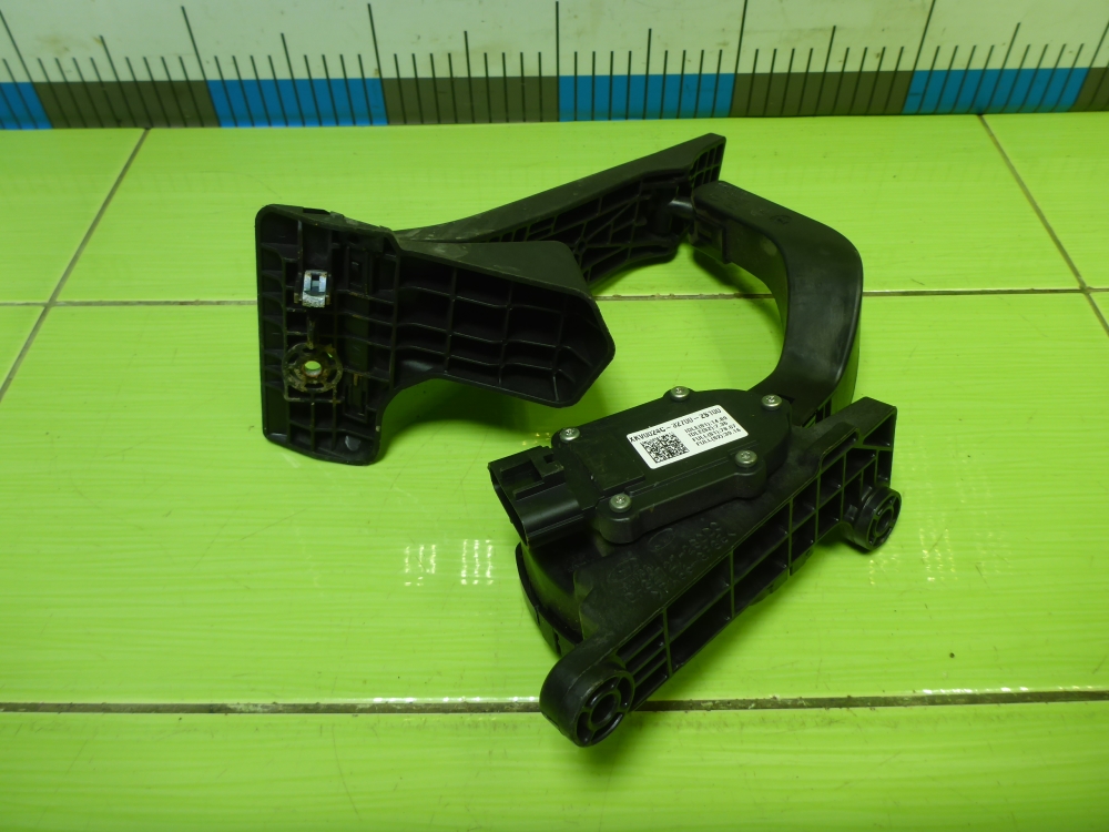 Педаль электронная