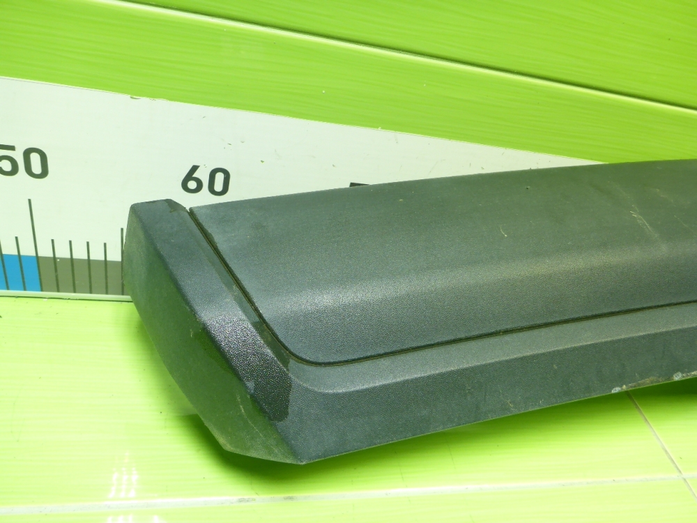 Накладка двери задней левой