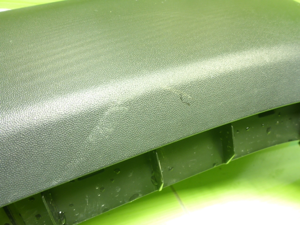 Накладка заднего крыла левого