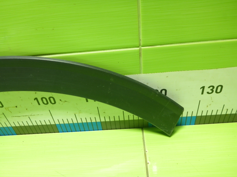 Накладка заднего крыла правого