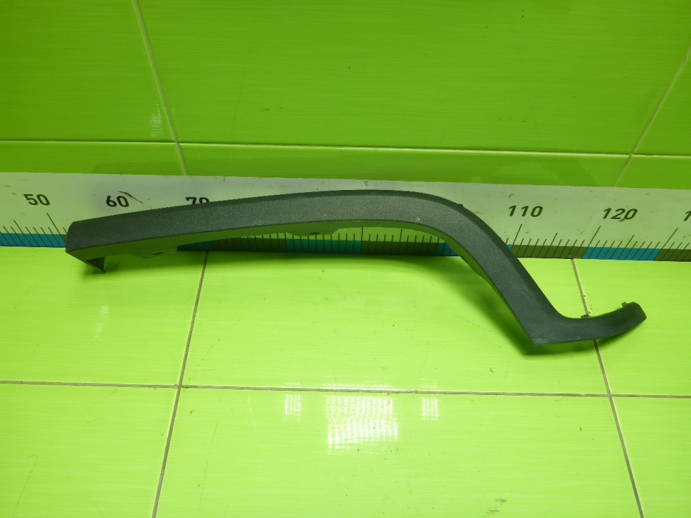 Накладка заднего крыла левого