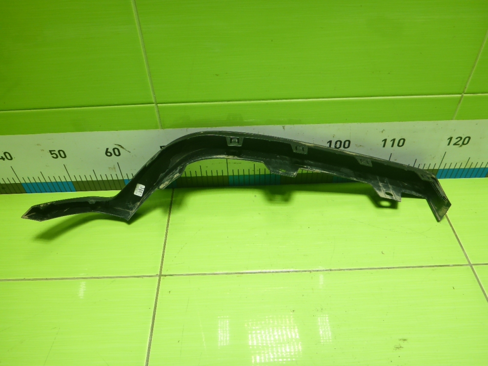 Накладка заднего крыла левого