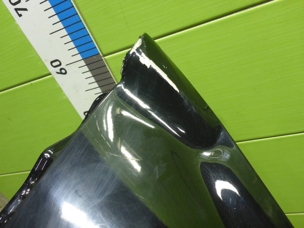 Крыло переднее левое