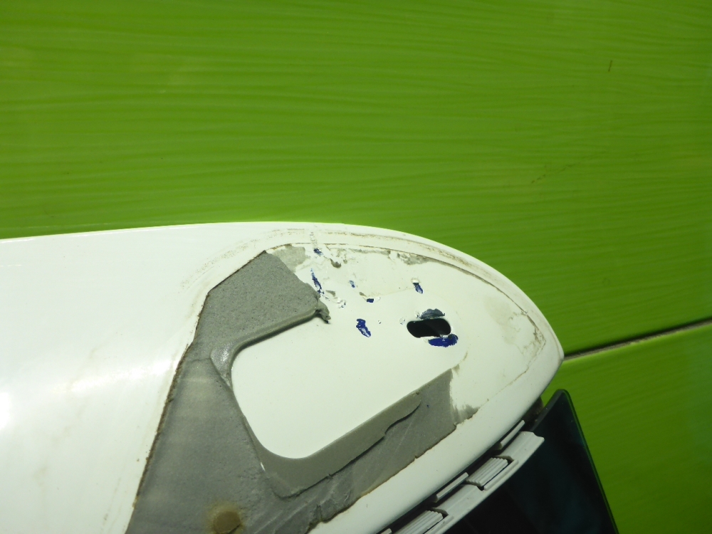 Дверь багажника