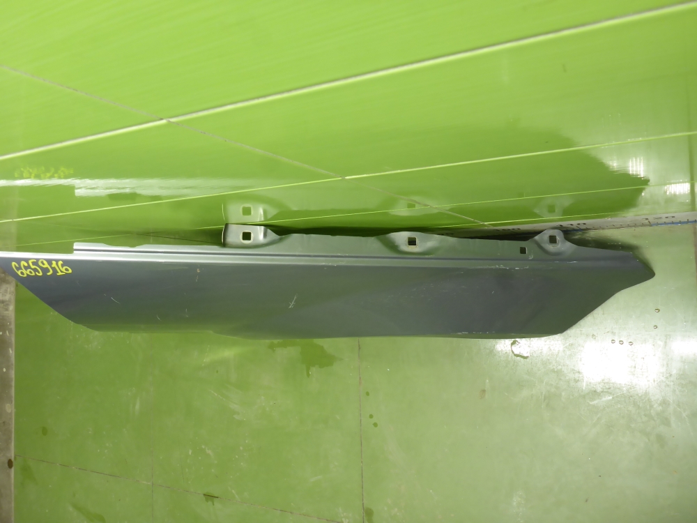 Крыло переднее правое