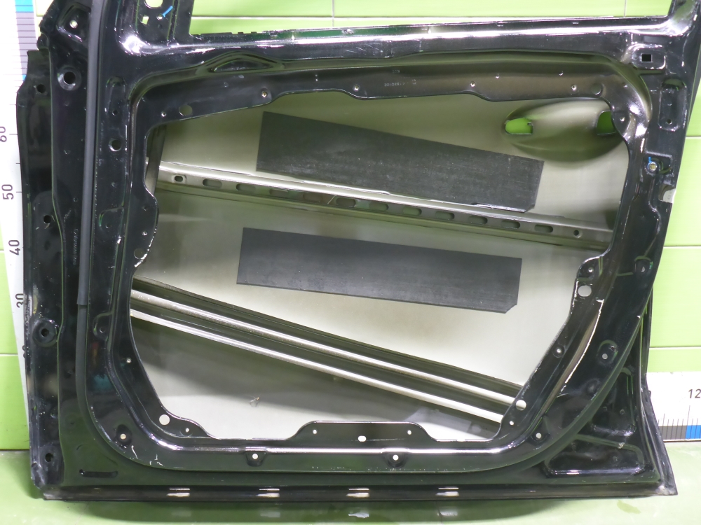 Дверь передняя правая