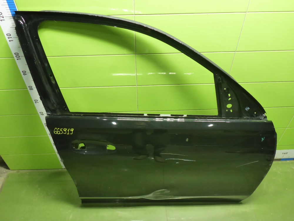 Дверь передняя правая