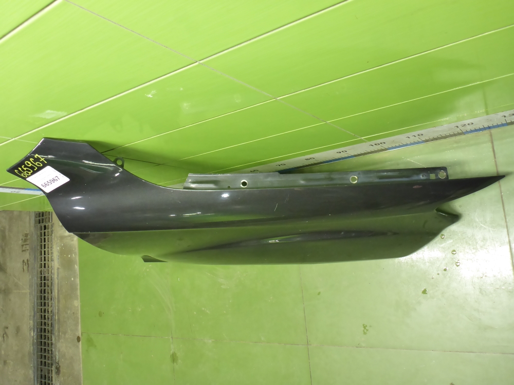 Крыло переднее правое