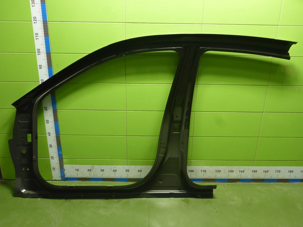 Кузовной элемент