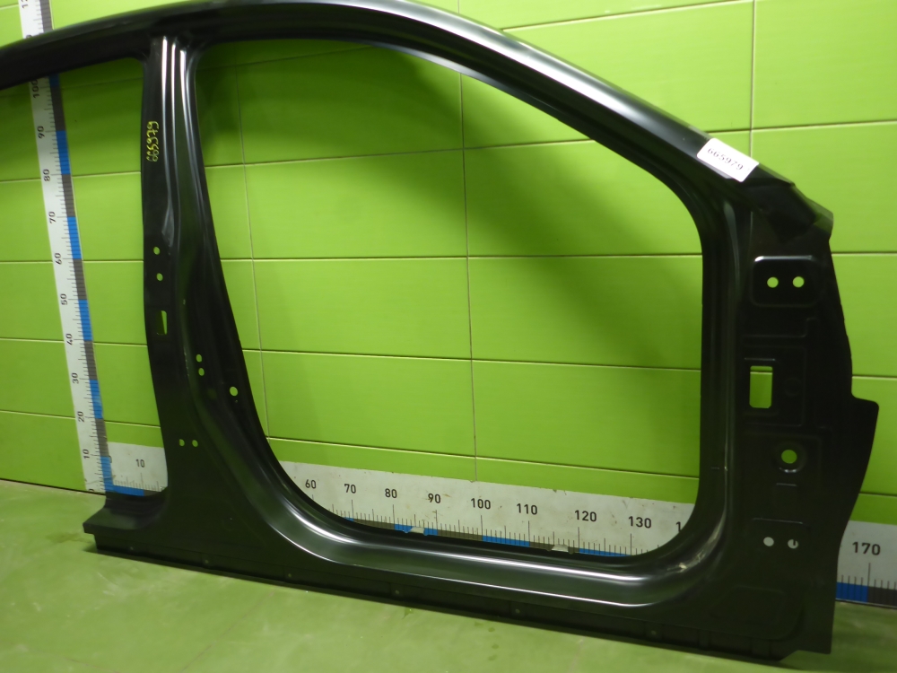 Кузовной элемент