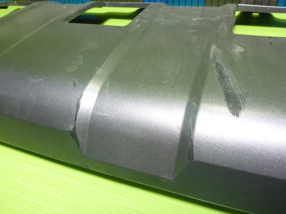 Накладка переднего бампера