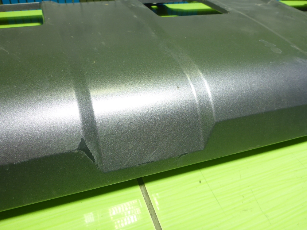 Накладка переднего бампера