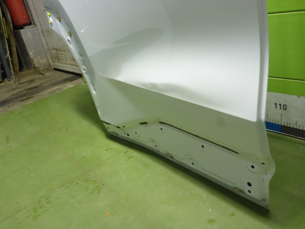 Дверь задняя правая