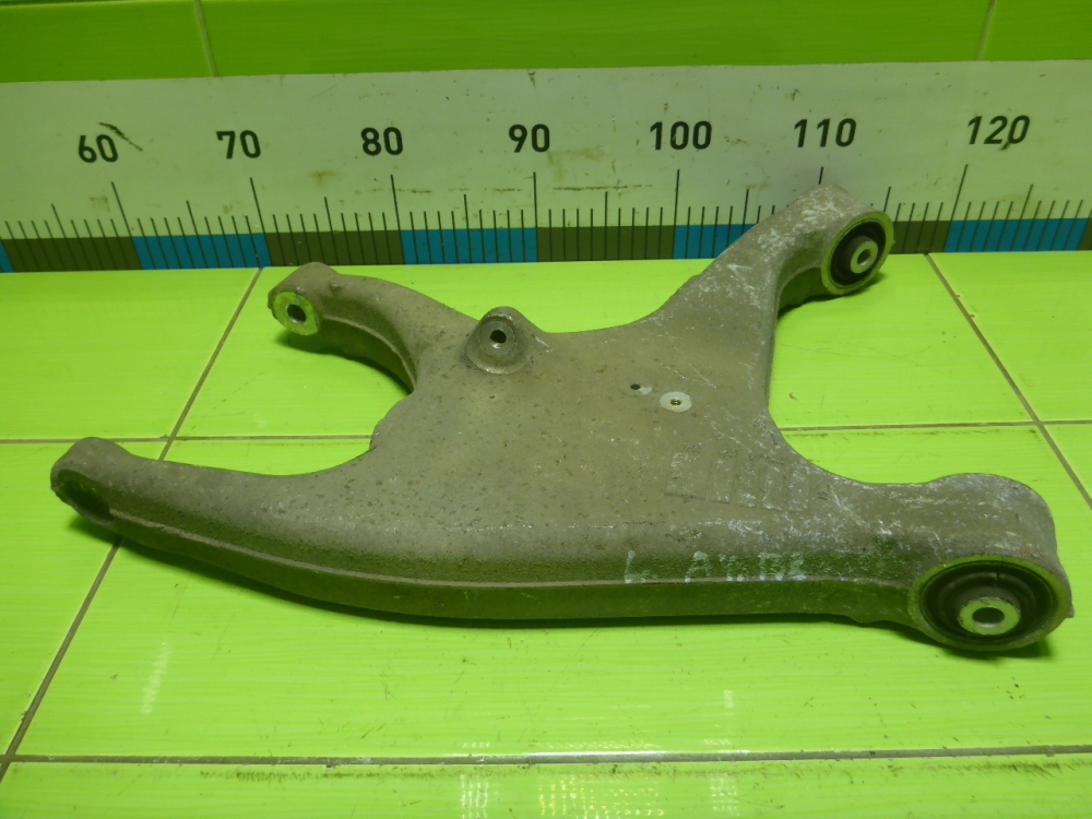 Рычаг задний нижний