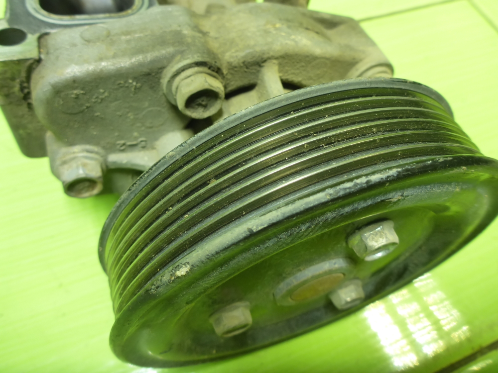 Насос водяной (помпа)