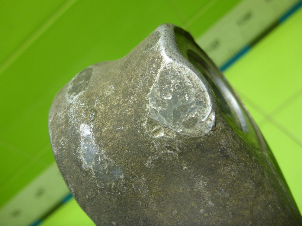 Рычаг передний правый