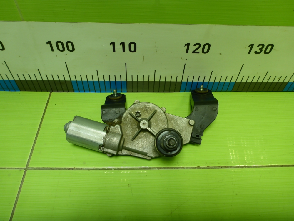 Моторчик стеклоочистителя задний