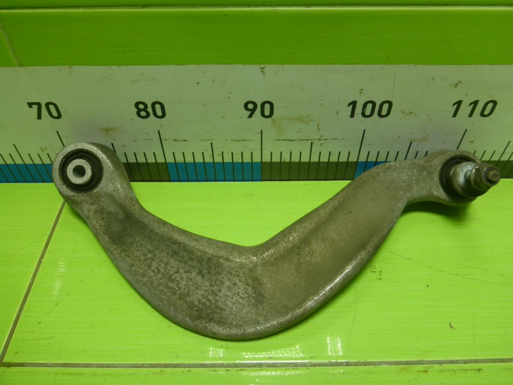 Рычаг задний верхний