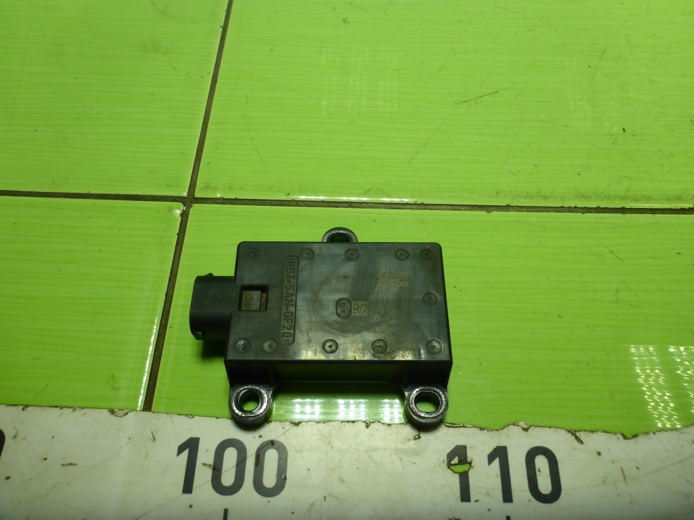 Датчик ускорения