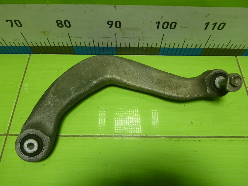 Рычаг задний верхний