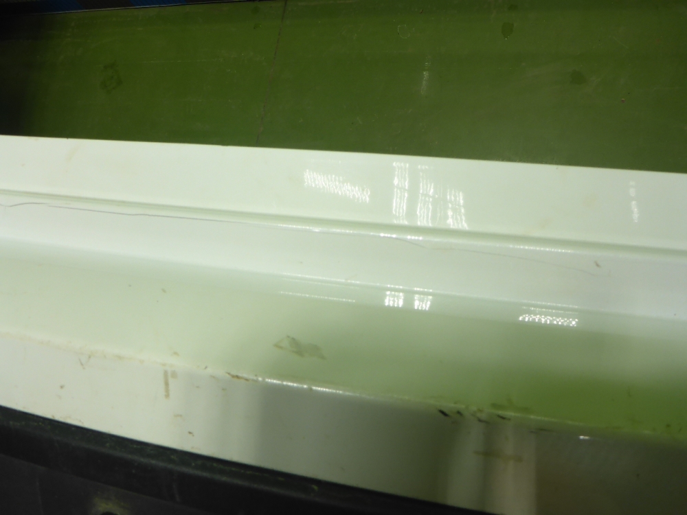 Бампер задний